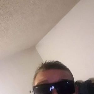 Meet your Posher, Wade